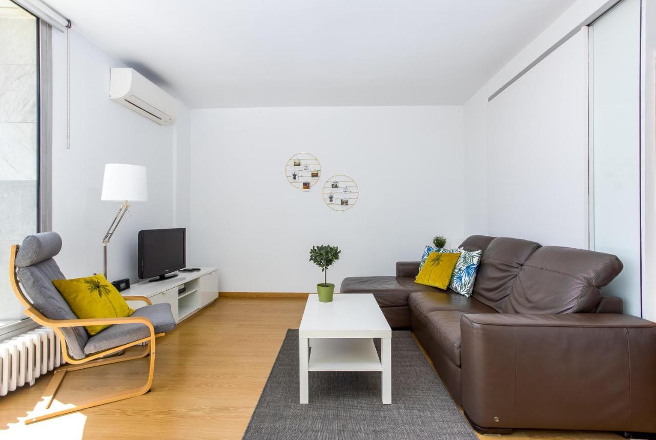 Lodging Apartments Beach Apartment Villa Olimpica Barcelona Exterior photo